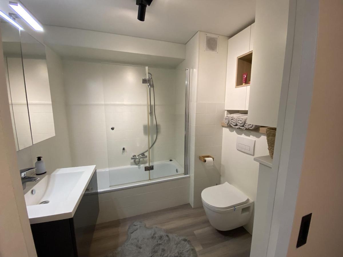 Moderne Studio Aan Zee Apartment Oostende Exterior foto