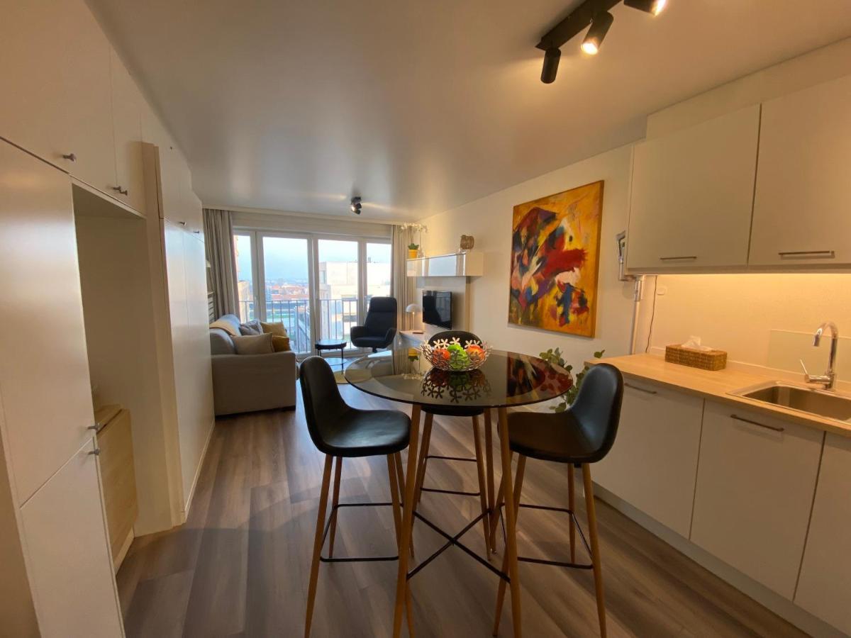 Moderne Studio Aan Zee Apartment Oostende Exterior foto